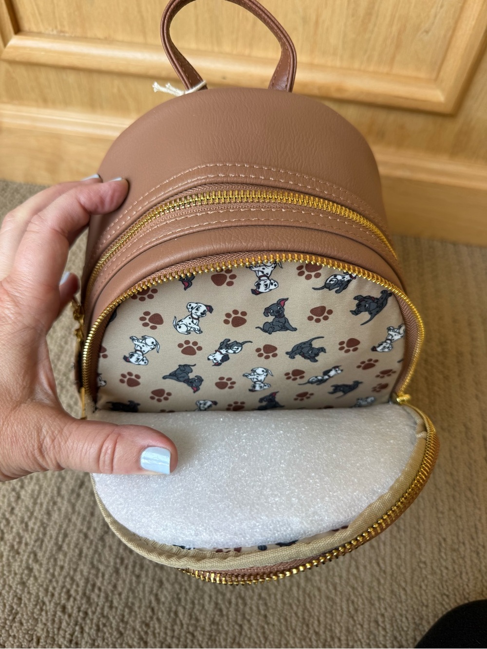 101 Dalmatians Disney Parks 100 anniversary edition Loungefly Mini Backpack - Picture 6 of 10
